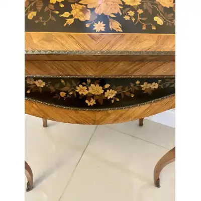 Antiker Sekretär aus Satinholz