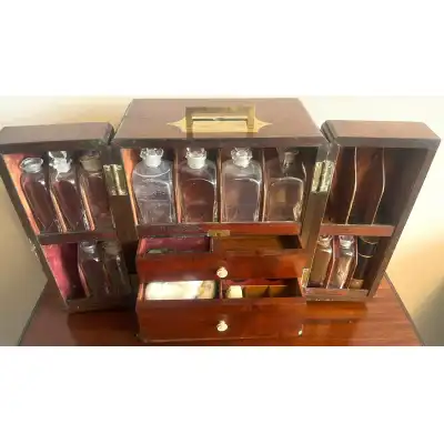 Antikes Apothekerkabinett aus Mahagoni