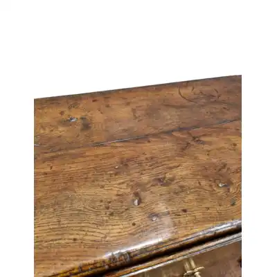 Antike Kommode aus Eichen