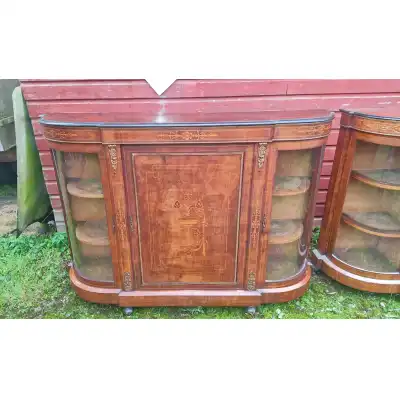 Antikes Paar Sideboards aus Walnuss