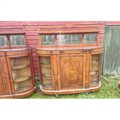 Antikes Paar Sideboards aus Walnuss