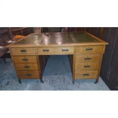 Antiker Partners-Schreibtisch aus Eiche