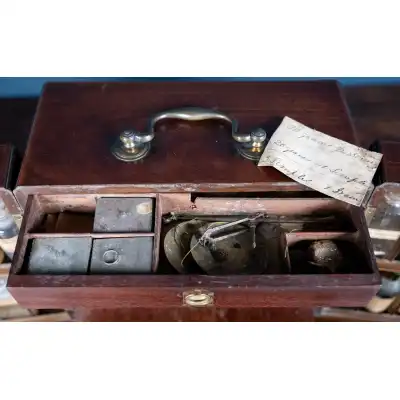 Apothekerschrank aus Mahagoni