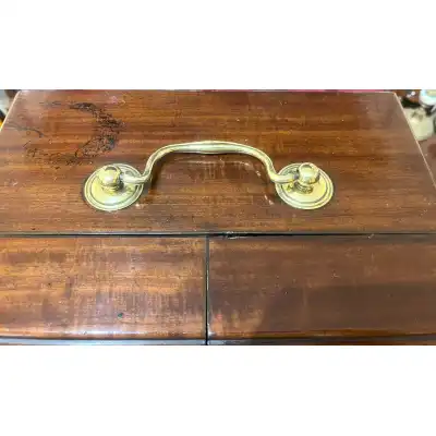 Antikes Medizinschränkchen