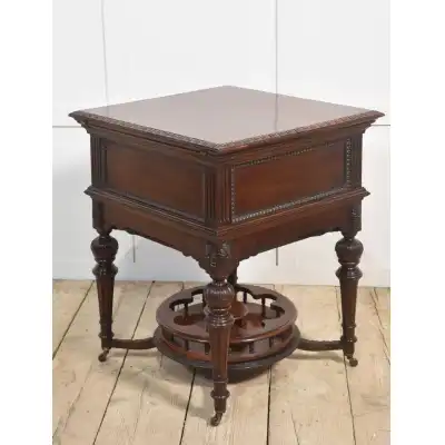 Antiker Mahagoni Getränkeschrank