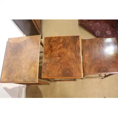 Edwardianisches Set aus 3 Besitelltischen