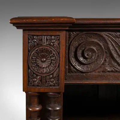 Offenes Bücherregal aus Eiche