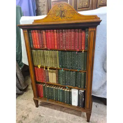 Viktorianisches Bücherregal 