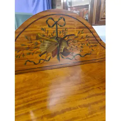 Viktorianisches Bücherregal 