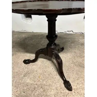 Antiker Couchtisch aus Mahagoni  winetable weintisch