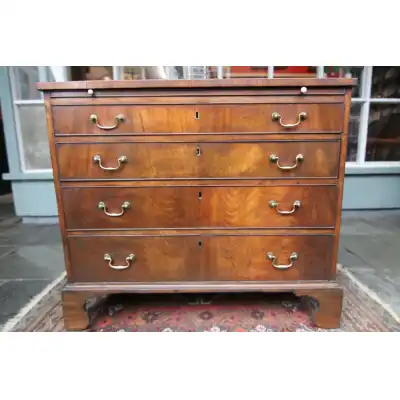 Georgianische Kommode aus Mahagoni