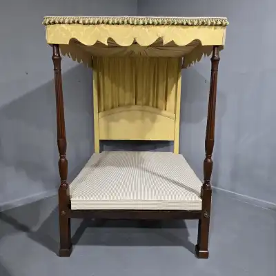 Antikes Kingsize-Bett   Posterbed 