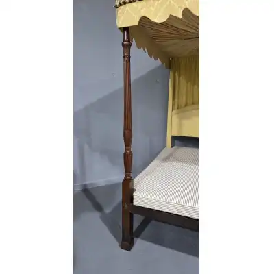 Antikes Kingsize-Bett   Posterbed 