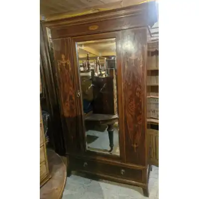 Antiker Mahagoni Kleiderschrank