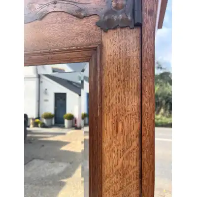 Antiker Eich-Kleiderschrank