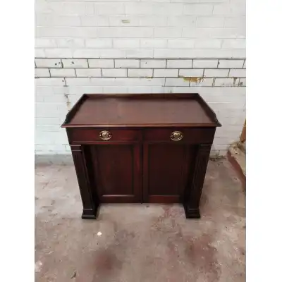 Antikes Sideboard aus Mahagoni