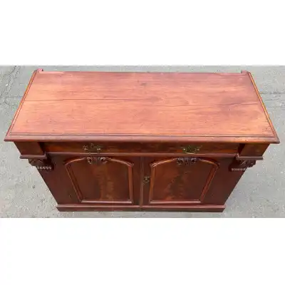 Antikes Sideboard aus Mahagoini