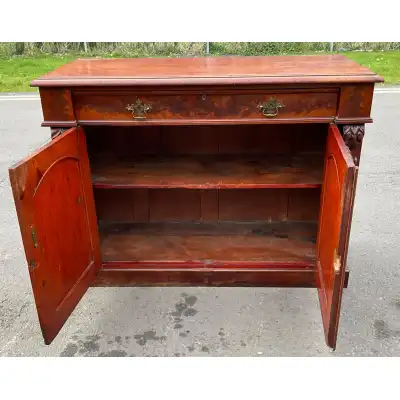 Antikes Sideboard aus Mahagoini