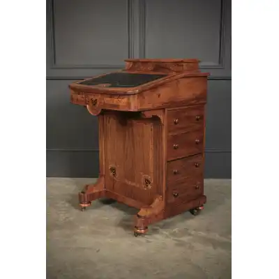 Antiker Schreibtisch