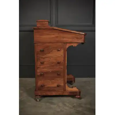 Antiker Schreibtisch