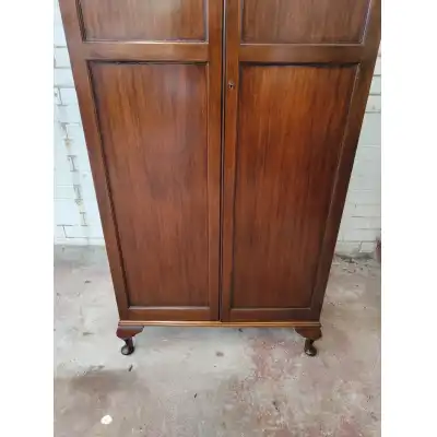 Mahagoni Kabinettschrank Antik