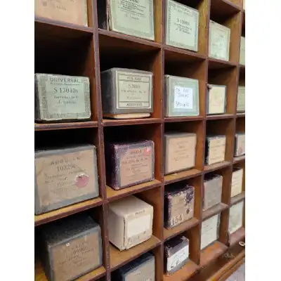 Mahagoni Kabinettschrank Antik