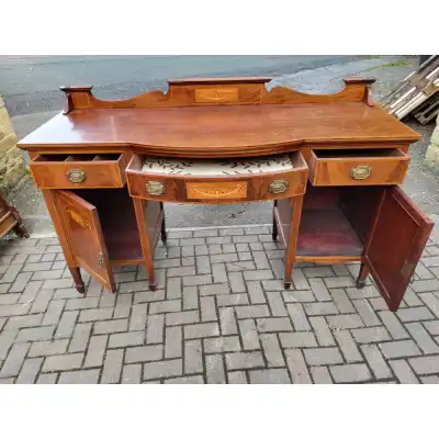 Antikes Sideboard aus Flammmahagoni