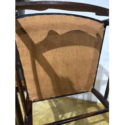 Antiker Schaukelstuhl