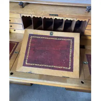 Antiker Eiche-Schreibtisch