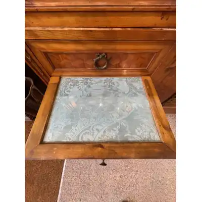 Antiker Art-Déco Kleiderschrank