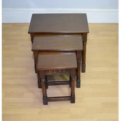 Beistelltisch 3er Set nest of table  massiv Eiche