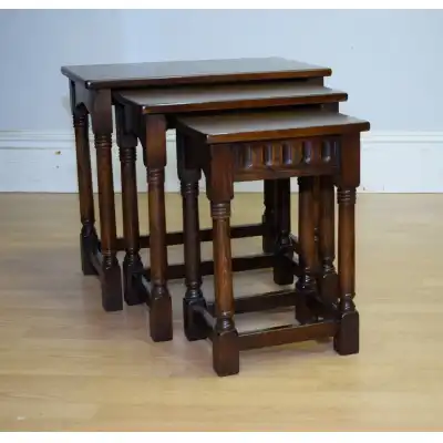 Beistelltisch 3er Set nest of table  massiv Eiche
