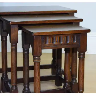 Beistelltisch 3er Set nest of table  massiv Eiche