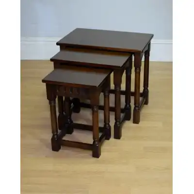 Beistelltisch 3er Set nest of table  massiv Eiche
