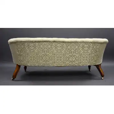 Antikes Sofa aus  Nussbaum