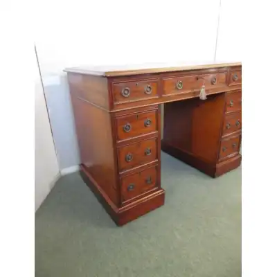 Mahagoni Schreibtisch