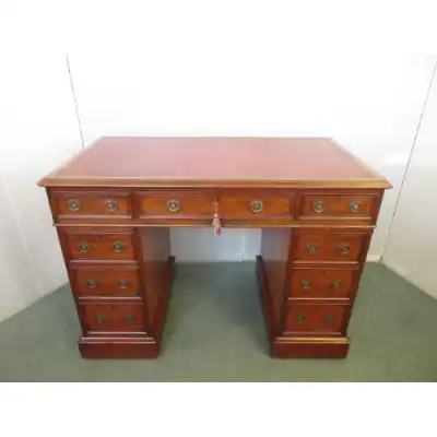 Mahagoni Schreibtisch