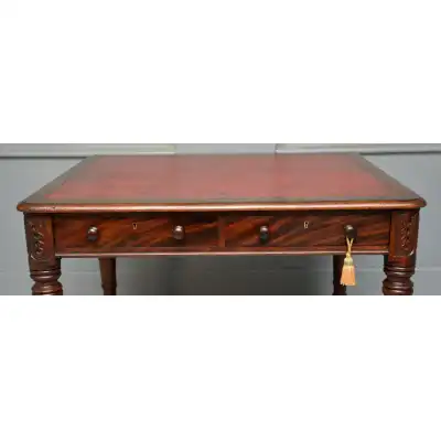 Antiker Partnerschreibtisch