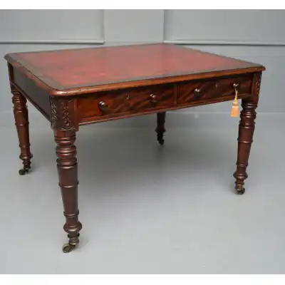 Antiker Partnerschreibtisch