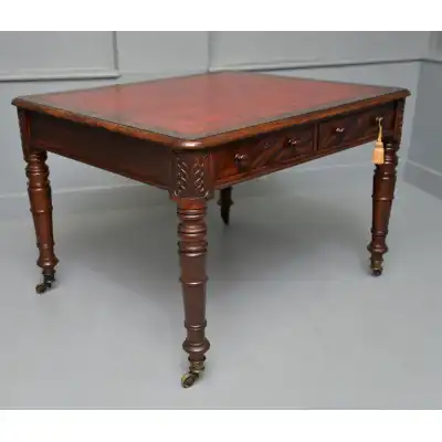 Antiker Partnerschreibtisch