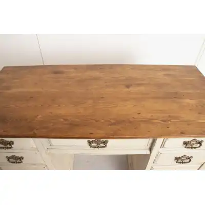 Antiker Schreibtisch