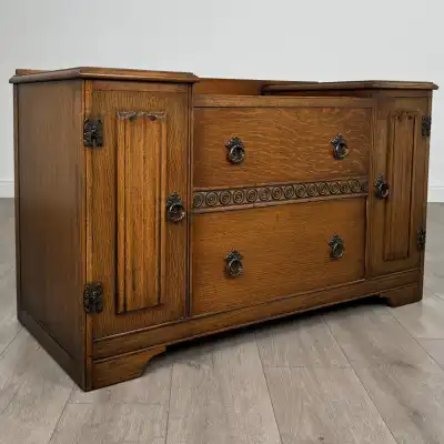 Antikes Sideboard