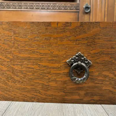 Antikes Sideboard