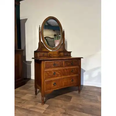 Antike Spiegelkommode