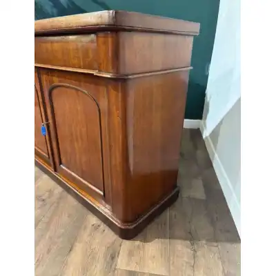 Antikes Mahagoni Sideboard