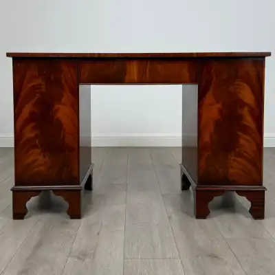 Antiekr Mahagoni Schreibtisch