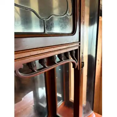 Massiv Mahagoni Vitrinen