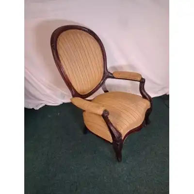 Polsterstuhl mit Armlehne