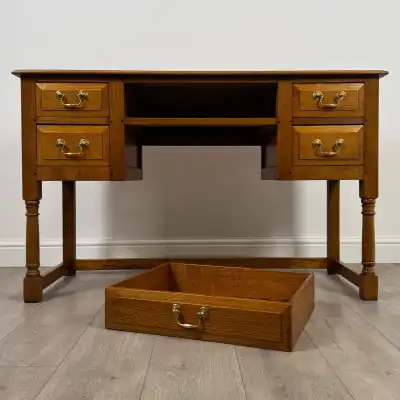 Schreibtisch Vintag