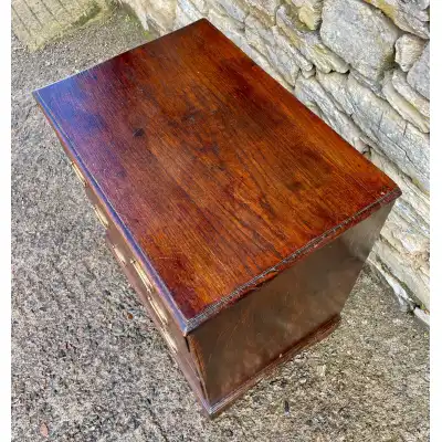 Eichen Chest of Drawers